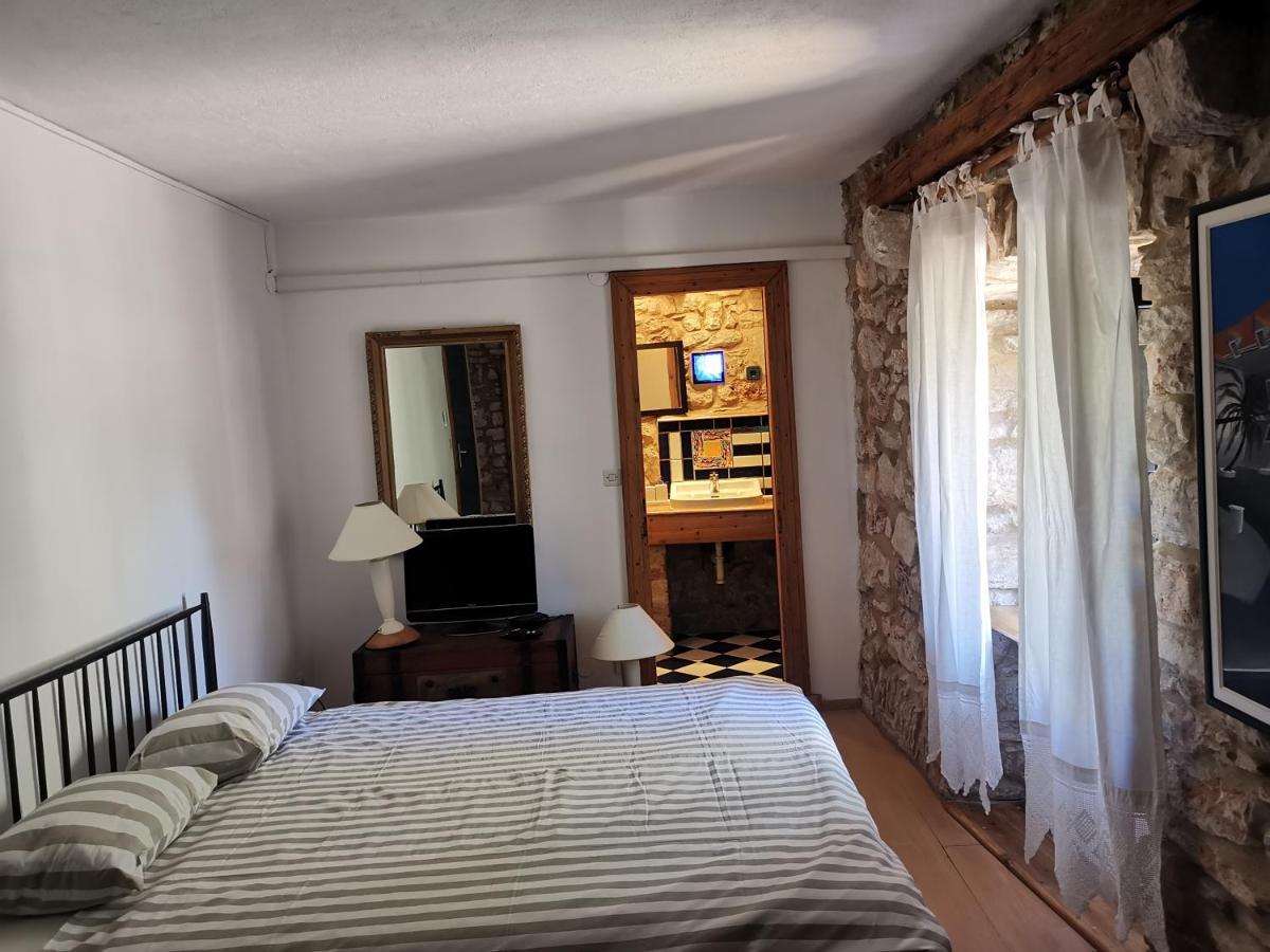 George'S Rooms Stari Grad  Bagian luar foto